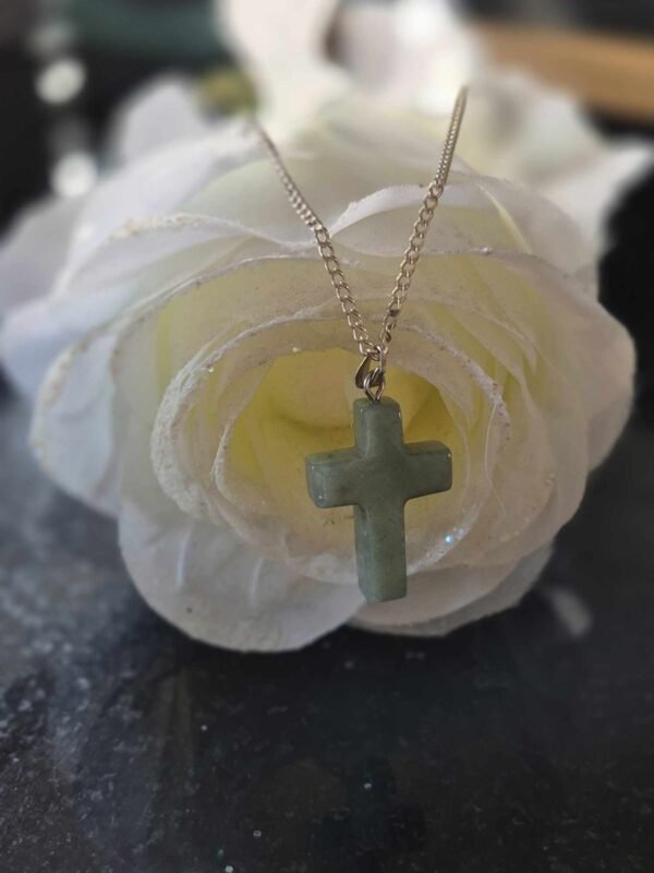 Sliver Chain & Cross